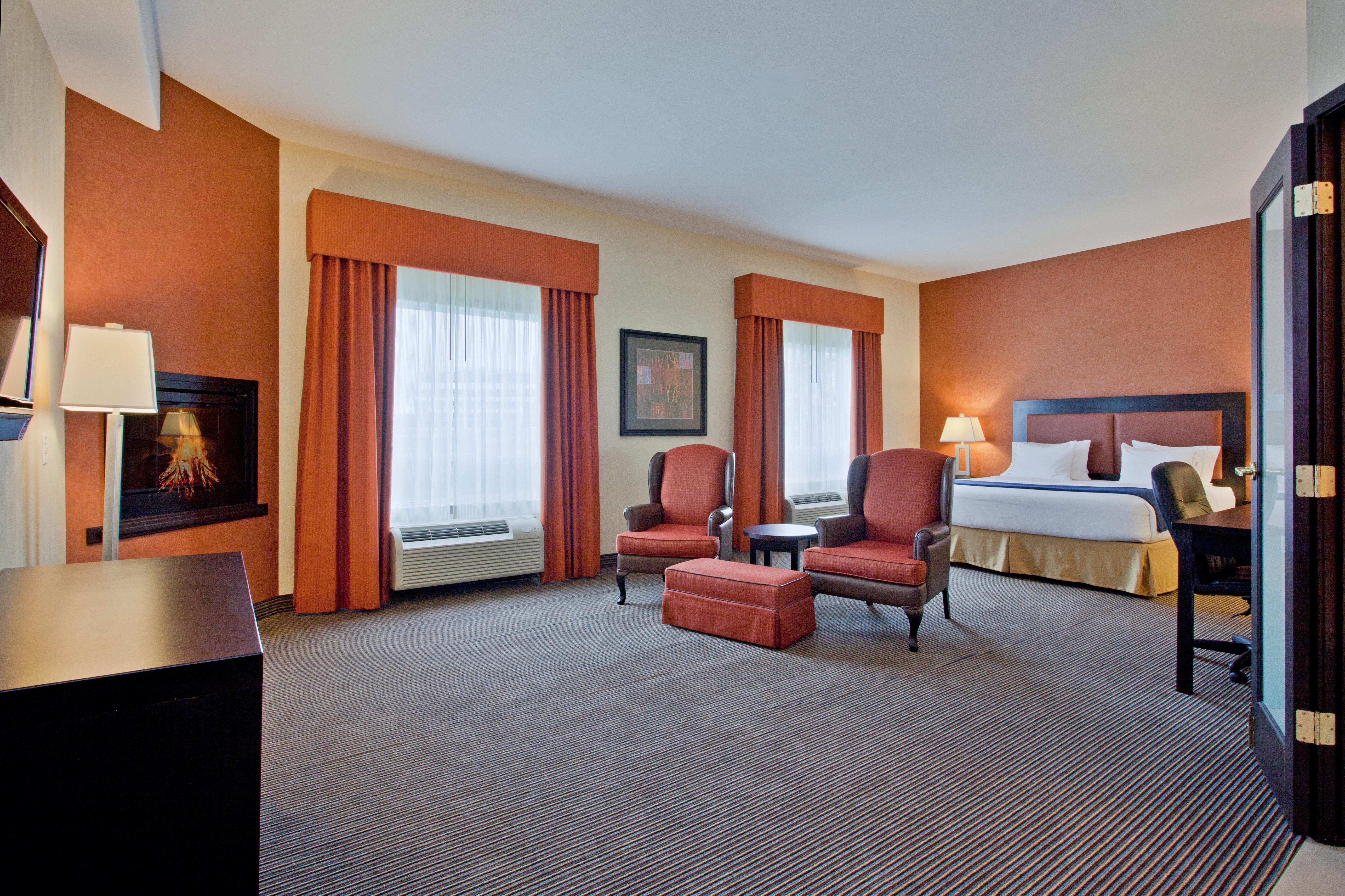Holiday Inn Express Airport Calgary By Ihg Екстериор снимка